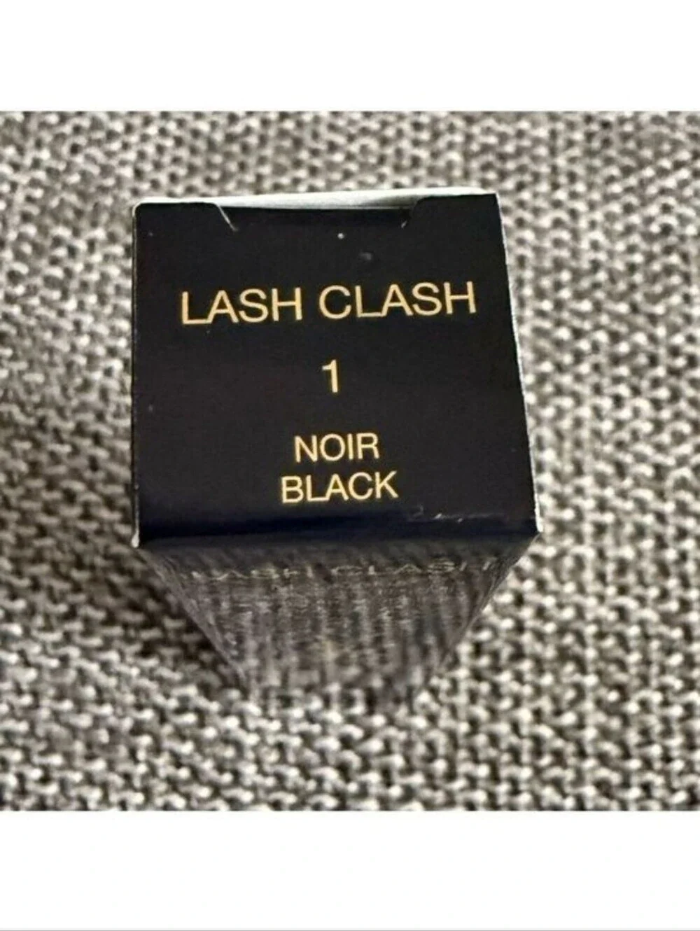 Yves Saint Laurent yves saint